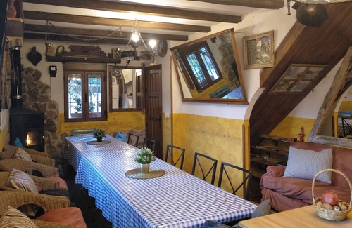 Villacorza Cabaña | Casa rural con jardín y bbq (alquiler íntegro)