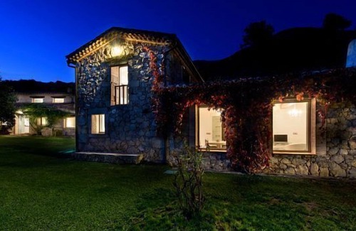 Candeleda Cabaña | Abejas 1 y Abejas 2.Casas rurales (alquiler íntegro) Cada casa para 4 personas