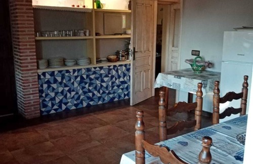 Candeleda Villa | Vivienda de Uso Turístico (alquiler íntegro) Higueras y Olivos para 15 personas