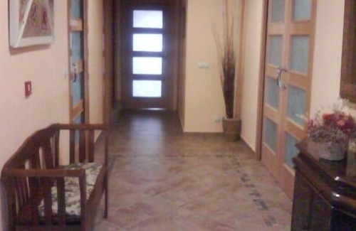 Cogollos Cabaña | Casa rural en Cogollos para 16 personas, chimenea, BBQ, futbolín, 15km de Burgos