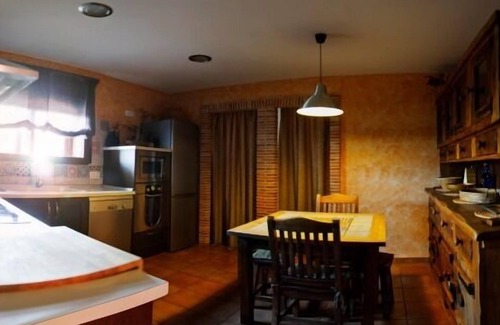Cuenca Cabaña | Casa rural con vista a la naturaleza con piscina privada, barbacoa, WIFI y a/c.