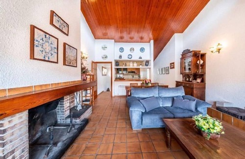 Pirineos catalanes Cabaña | Casa con Piscina 1 hora de Barcelona. Alquiler integro.