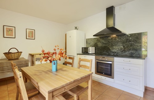 Rocabruna Cabaña | ⭐Masia rural acogedora en plena naturaleza de l'Alta Garrotxa⭐BBQ/ WIFI/Salón