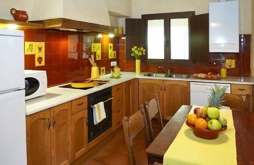 Parlava Cabaña | Casa rural en el Baix Empordà con WiFi gratis, piscina, BBQ, ideal familias