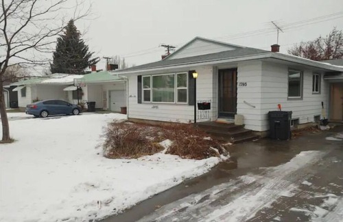 Idaho Falls Casa | Self Check-In & Free Wi-Fi in this Fresh Remodel!