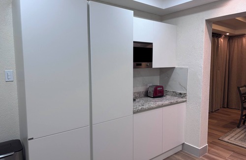 West Terrace Apartamento | Self Check-in King Bed and No Sharing Sunset Pool