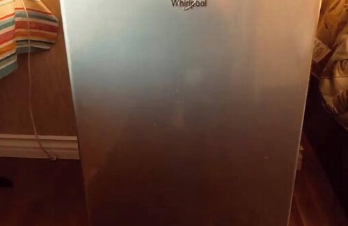 West Hills Casa | *Self check-in. Private Entrance. Netflix.*