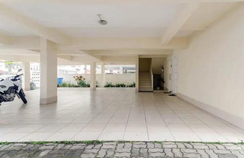 Ingleses Centro Apartamento | Self Check-in Wi-fi , 2 Garagens, Home-Officce, Ar Quente e Frio