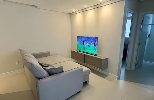 Sao Judas Apartamento | Self Checkin 24h Apê Acolhedor em Itajaí Ar e Wifi