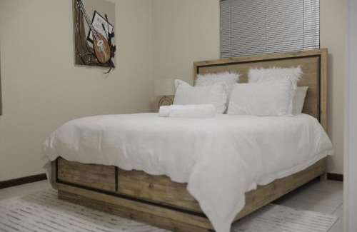Greater Johannesburg Metropolitan Area Apartamento | Self Checkin -Cozy & Stylish 2-Bedroom Apartment in Jackal Creek