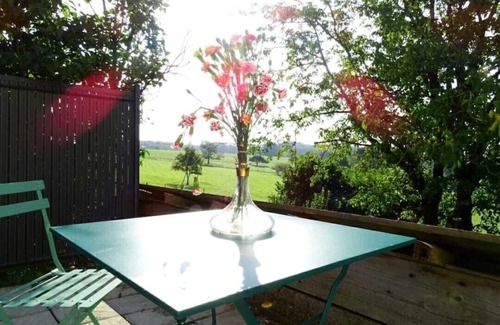 Plombieres-les-Bains Apartamento | Self-contained apartment - green landscape ( pets welcome )