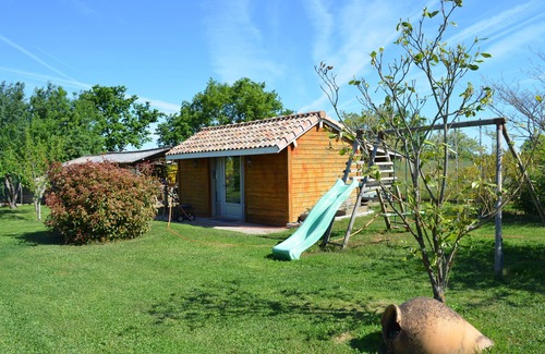 Villemur-sur-Tarn Apartamento | Self-contained apartment in large house with swimming pool, guaranteed peace and quiet