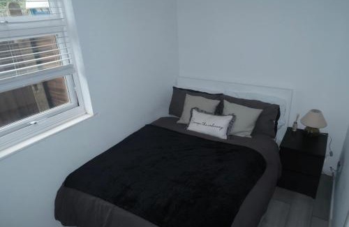 Finchley Apartamento | Self-Contained 1-Bed Flat in North Finchley