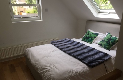 Bromley Common and Keston Casa | Self Contained Coach House