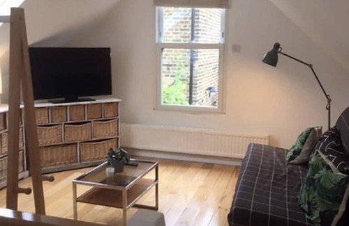 Bromley Common and Keston Casa | Self Contained Coach House