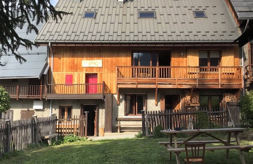 Albiez-le-Vieux Apartamento | Self-contained apartment in an authentic mountain village