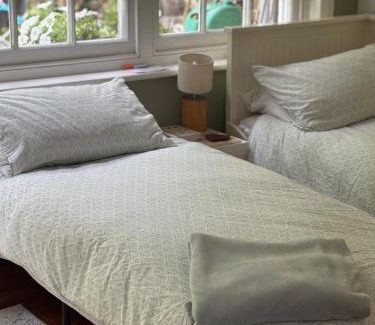 Putney Cama Y Desayuno | Self contained garden studio