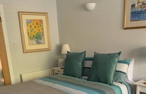 New Forest District Cama Y Desayuno | Habitación en la planta baja a pocos pasos del centro de Lymington
