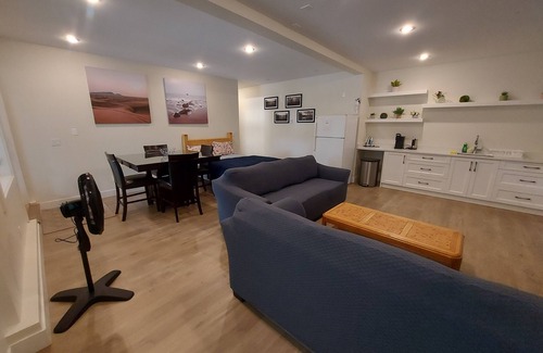Newton Casa | Self Contained Guest Suite