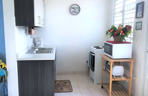 Aguadilla Apartamento | Apartamento Estudio Independiente Hermoso Alquiler de Vacaciones en Casa Caribe