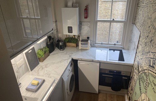 Covent Garden Apartamento | Self Contained Top Floor Apartment in the heart of London’s West End