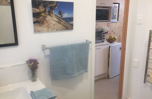 Motueka Apartamento | Self contained unit. By the beach and golf course only 2.2 kms to town centre