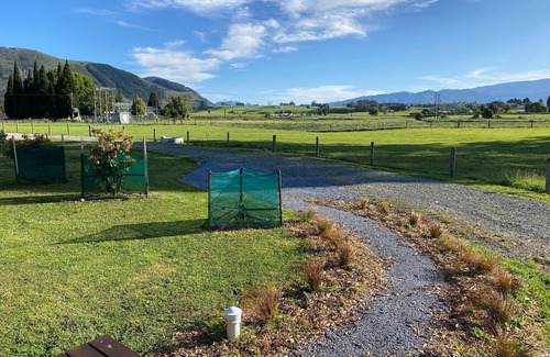 Motupipi Apartamento | Self contained unit in a rural setting, 5 min to town and beach!