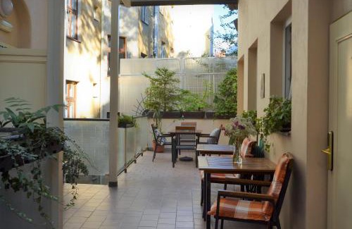 Zizkov Hotel | Self-service Hotel Ostaš Praha