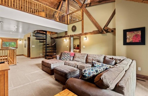 Coolin Casa | Selkirk Lodge at Cavanaugh's