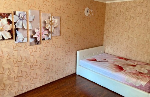 Novo-Savinovskiy Apartamento | Семейная Просторная Двухкомнатная квартира у Ривьеры