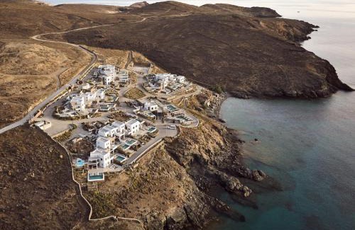 Xilokeratidi Hotel | Semeli Coast Mykonos Curio Collection by Hilton