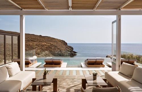 Xilokeratidi Hotel | Semeli Coast Mykonos Curio Collection by Hilton