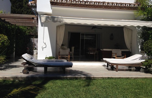 Atalaya-Isdabe Chalet De Esquí | Pareado Guadalmina, Marbella