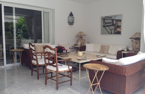 Atalaya-Isdabe Chalet De Esquí | Pareado Guadalmina, Marbella