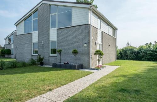 Kamperland Casa | Semi-detached house near Noord-Beveland Beach, cleaning included