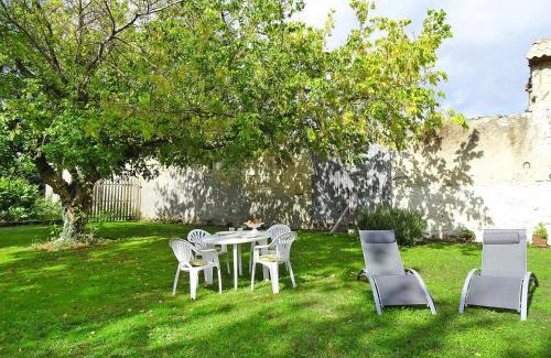 Talais Casa | Semi-detached house on a vineyard, Talais