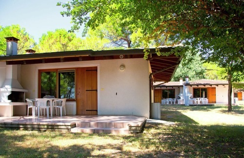 Aquileia Casa | Bungalow con terraza adosada a poca distancia del mar