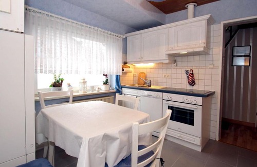 Norden Casa | Semi-detached lightship, North