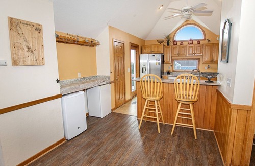 Ocean Isle Estates Casa | Semi-Oceanfront, Private Pool, Hot Tub, Ocean Views