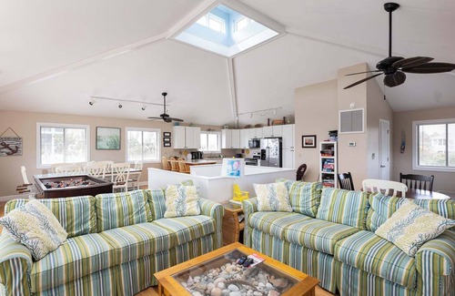 Whalehead Beach Casa | Semi-Oceanfront with Heated Pool, Cabana, Ocean Views
