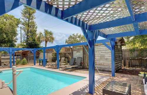 Seminole Cabaña | Seminole Oasis w/ Shared Pool, Grill & Patio!