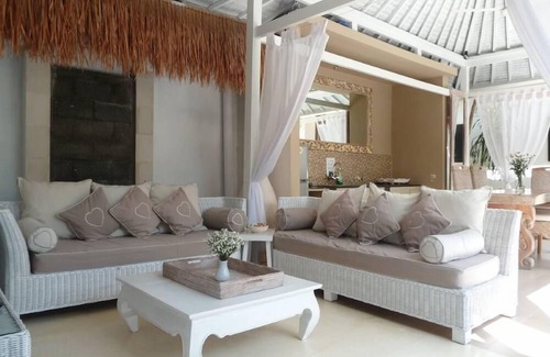 Nakula Villa | Seminyak Bali - La Dolce Villa Bali: 6-7pers piscina. - Zona muy tranquila en el corazón de la vida