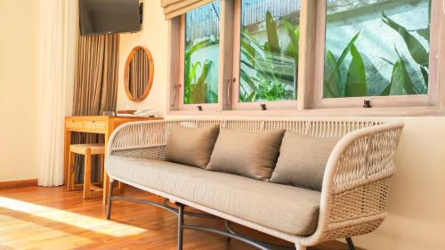 Laksmana Hotel | Seminyak Square Hotel And Villas
