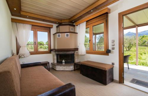 Golden Beach Casa | Semiramis Cottage