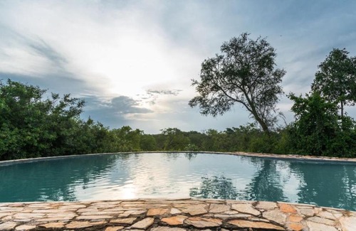 Western Region Hotel | Semliki Safari Lodge