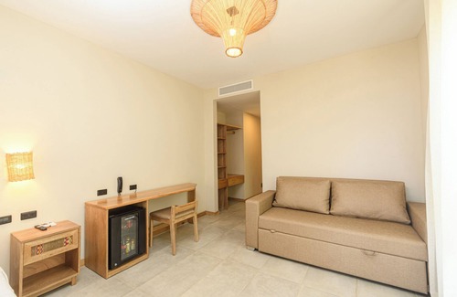 Historic Center Villa | Senda Kokkos Beach