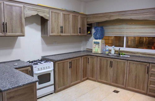 Al-Maghtas Chalet De Esquí | Sendebad chalet 3 bedroom with two swimming pool in Deaad sea