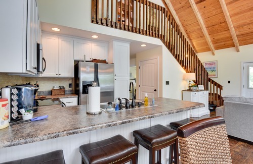 Seneca Cabaña | Seneca Lakefront Vacation Rental w/ Boat Dock!