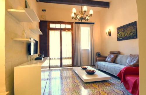 Senglea Casa | Senglea medieval house