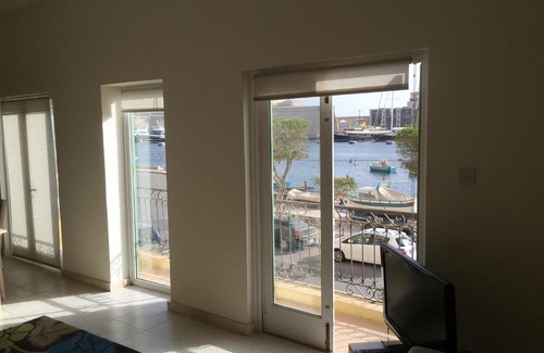 Senglea Apartamento | Senglea Seafront Apartment